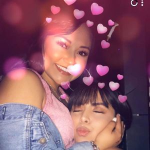 Meet your Posher, Danielle